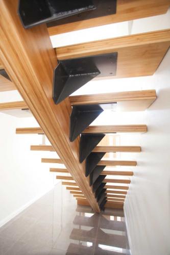Bamboo-stairs-underside-800